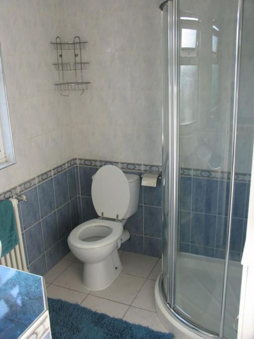 Modern Cosy Private Studio, Wifi, Ip-Tv, Must See Romford Exterior photo
